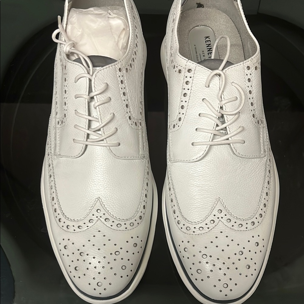 Kenneth Cole White Men's Dress Shoes
